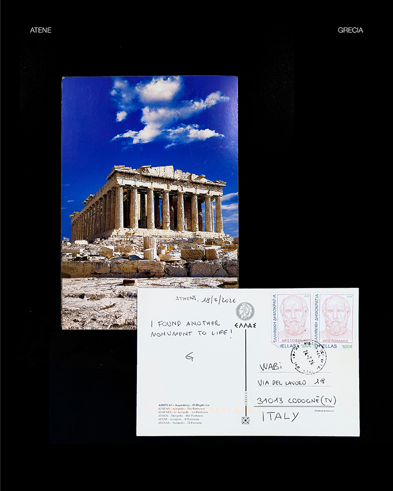 Cartolina di Atene raffigurante il Partenone sull'Acropoli con a fianco il retro manoscritto e affrancato spedito in Italia